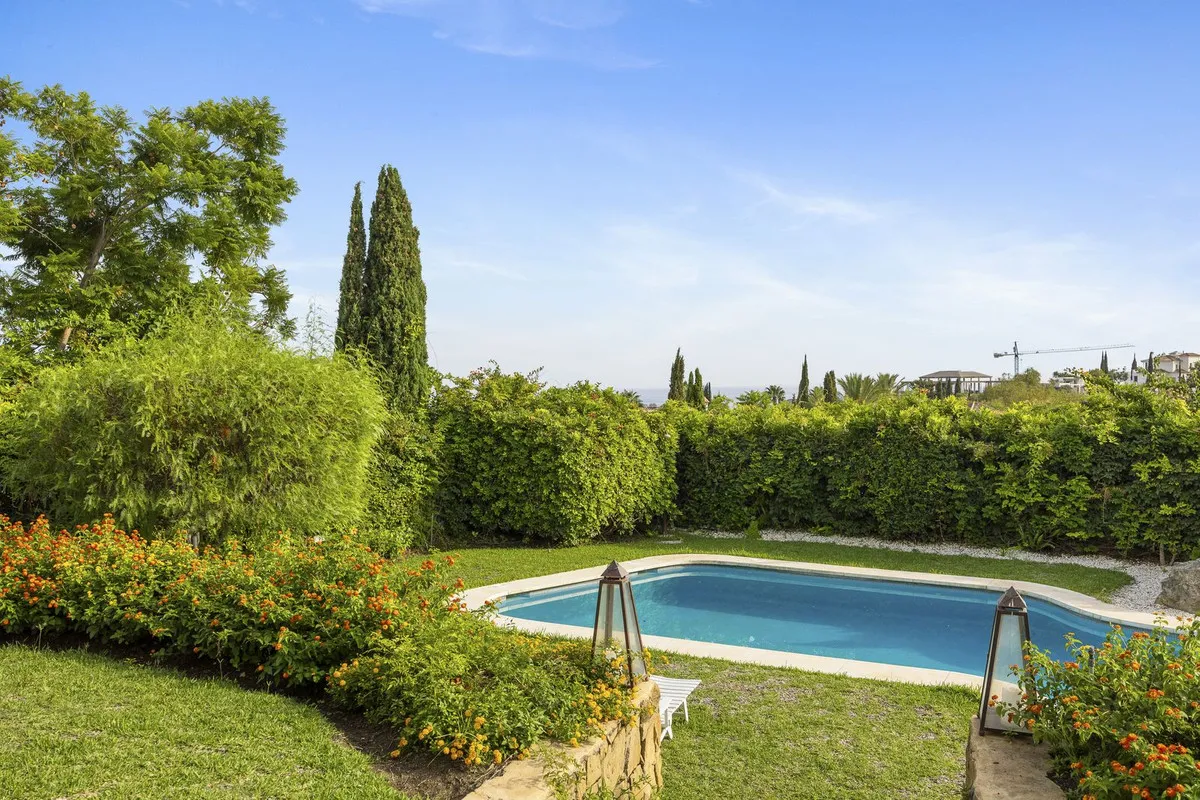 2fb64a9d-e3ee-46a4-87e7-9a16c9b13d0e