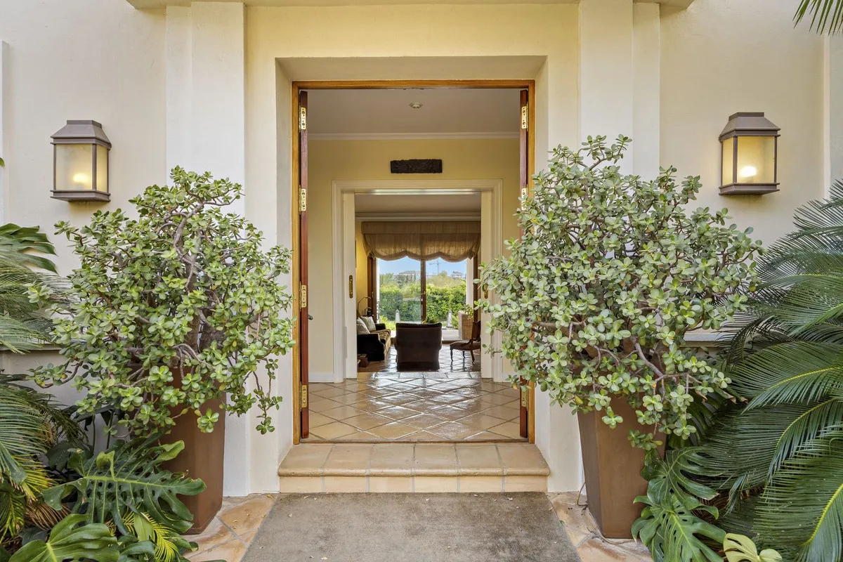 73d7ec9a-3454-4ca4-bc62-b1619308d65a