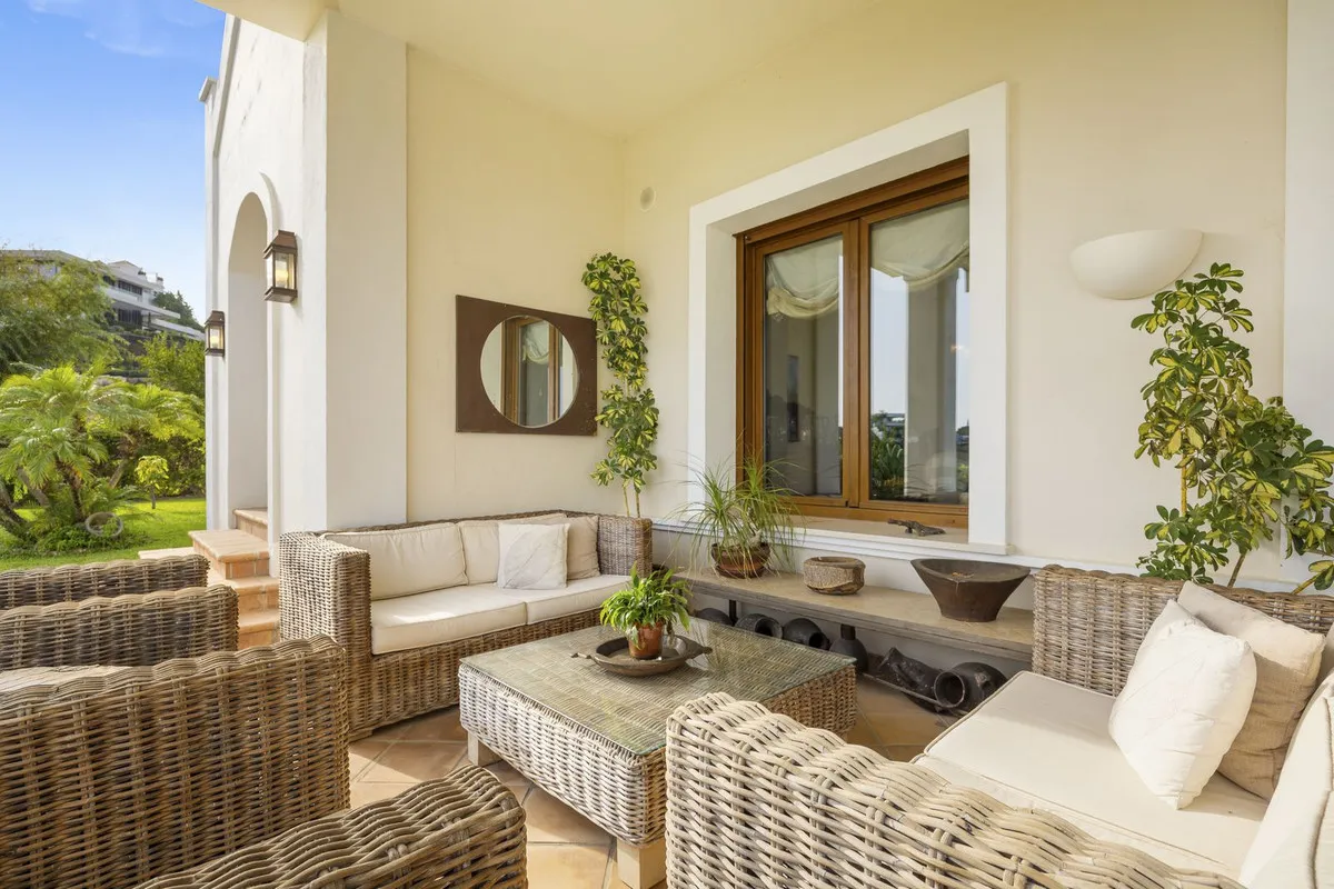 9639e244-9849-43d1-bcfe-12185c1f40a7