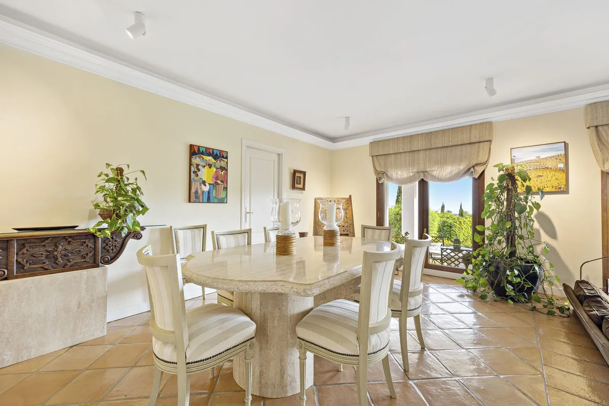 af30af35-ba33-4033-9922-37b24888e090