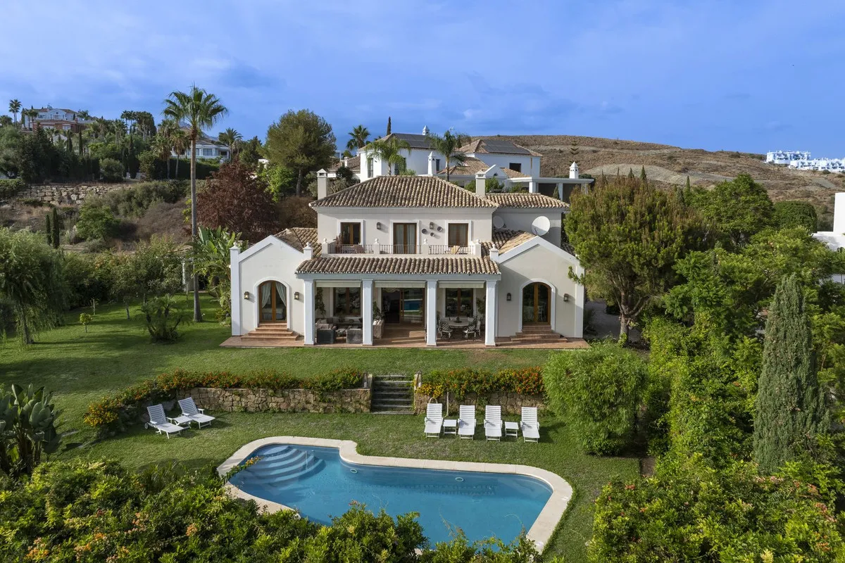 b2164ce2-7fbc-487b-ab6b-c0ee3e4fefcf