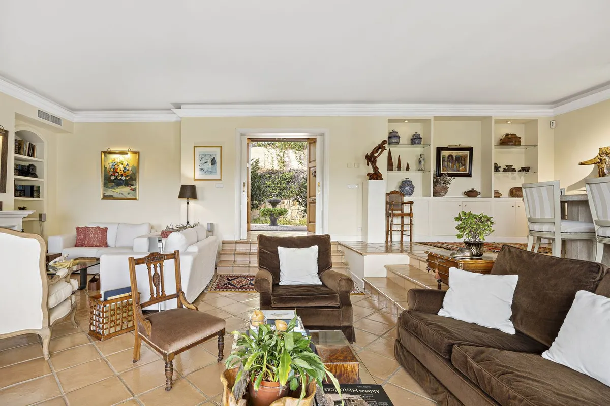 e07f5a52-8162-47f3-848a-14d2a4a8fba8