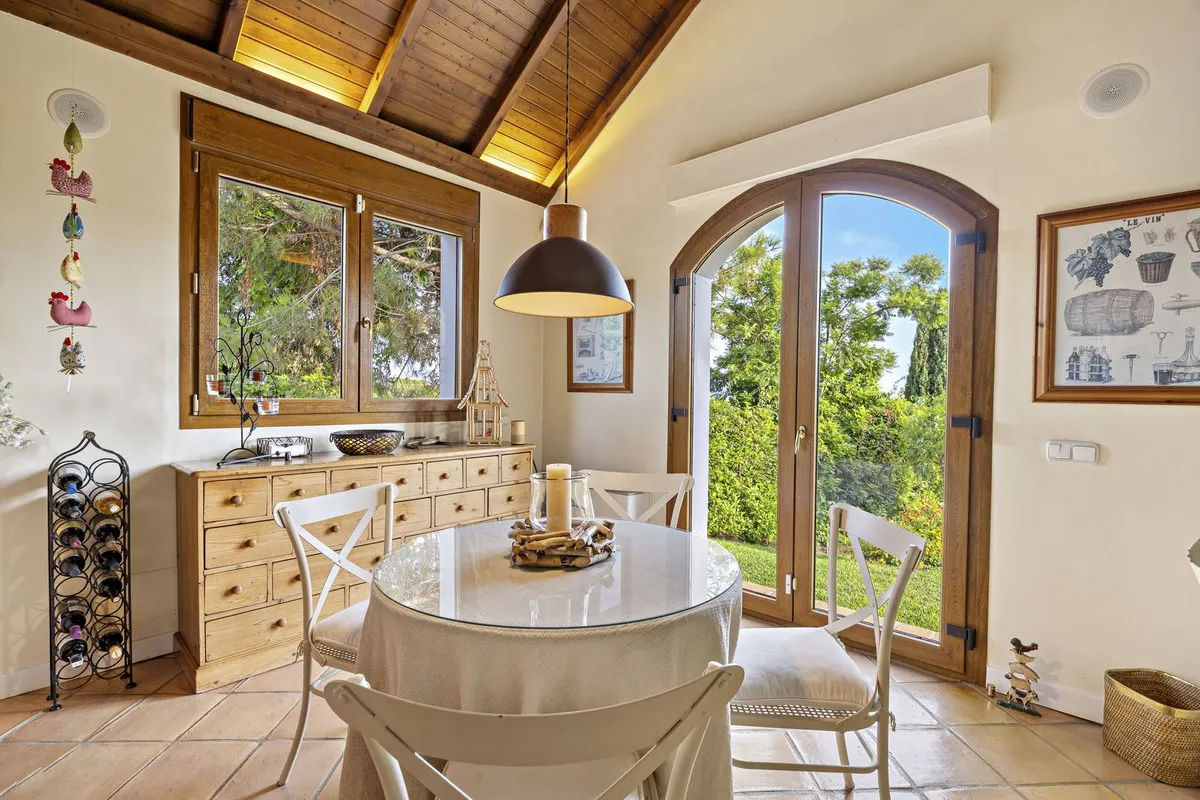 f7901219-a76d-4444-8afc-f4d97ec42da9