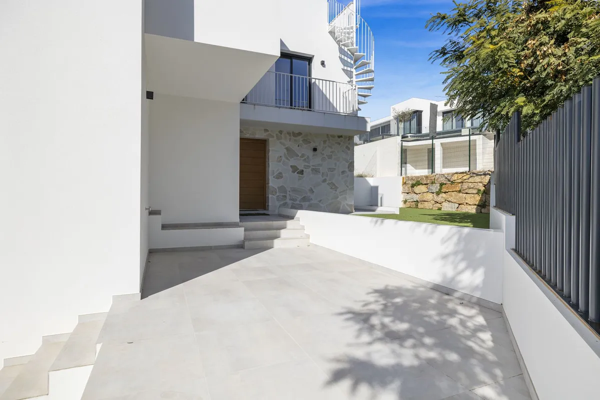 1b57b290-d463-418f-b379-9669dd89227f