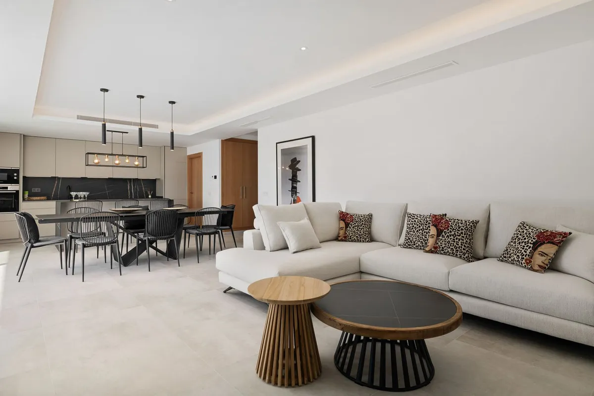 8bab4eb6-b8d3-4440-a91e-74501366a48c