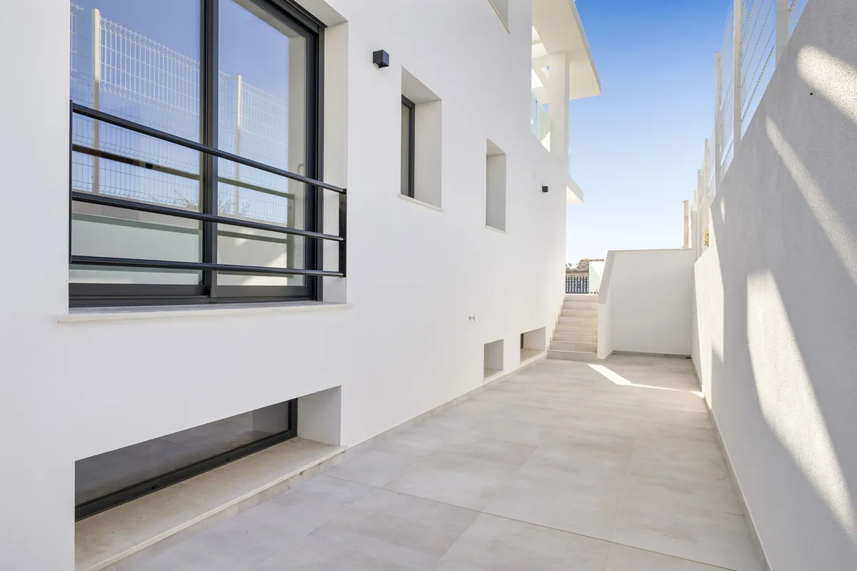 94d5a5a1-96f5-4f3c-9c9c-811cbfe5a61f