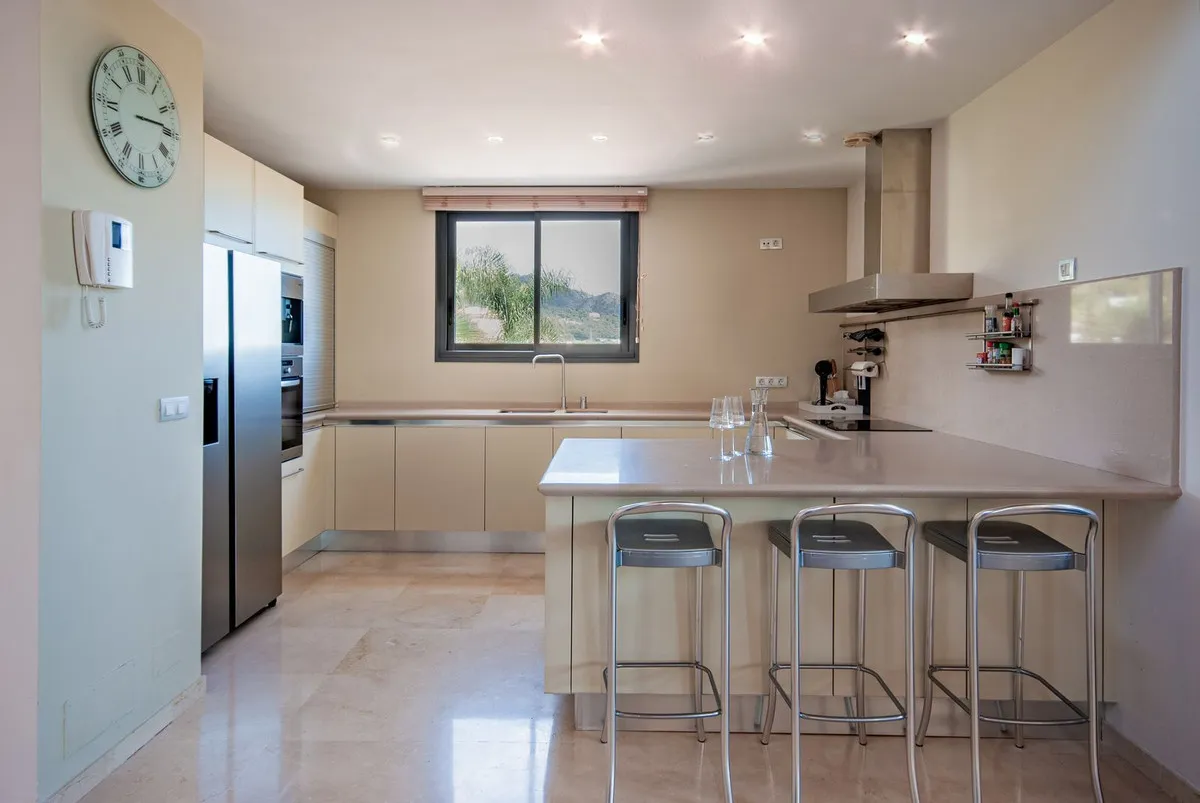 0227bf9e-b427-4d22-9101-327dfe2905bd