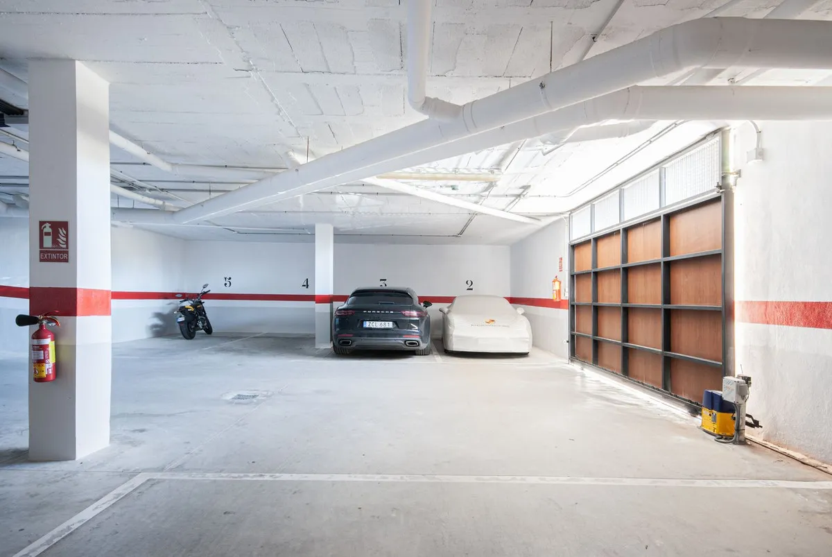 0e39dab4-e262-42b9-bc65-3d3b7b92c4f4