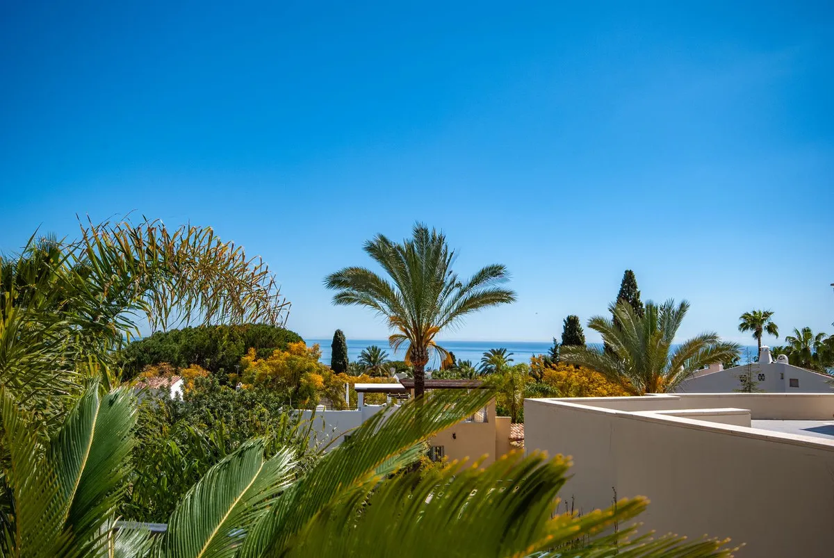 19db37bb-75bb-4a84-8769-50a423f226e3