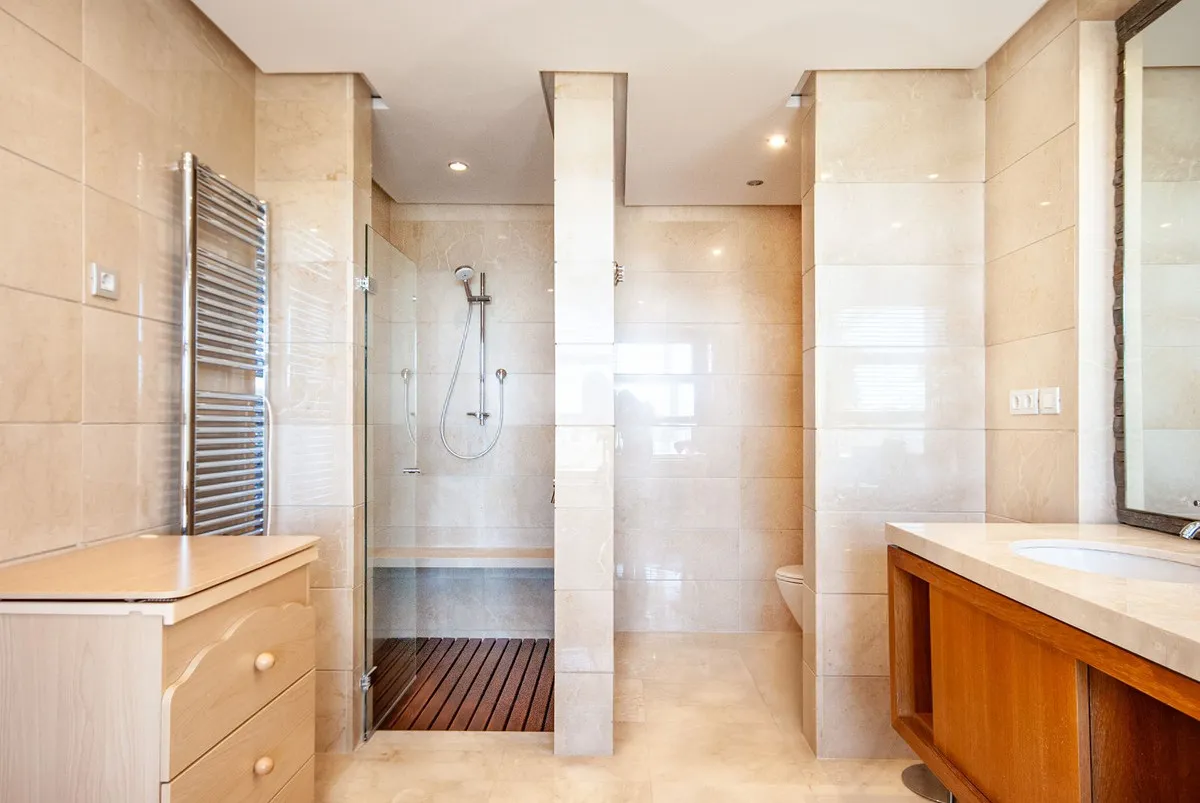 1c44f63f-f927-473a-81df-95bf410b1e44