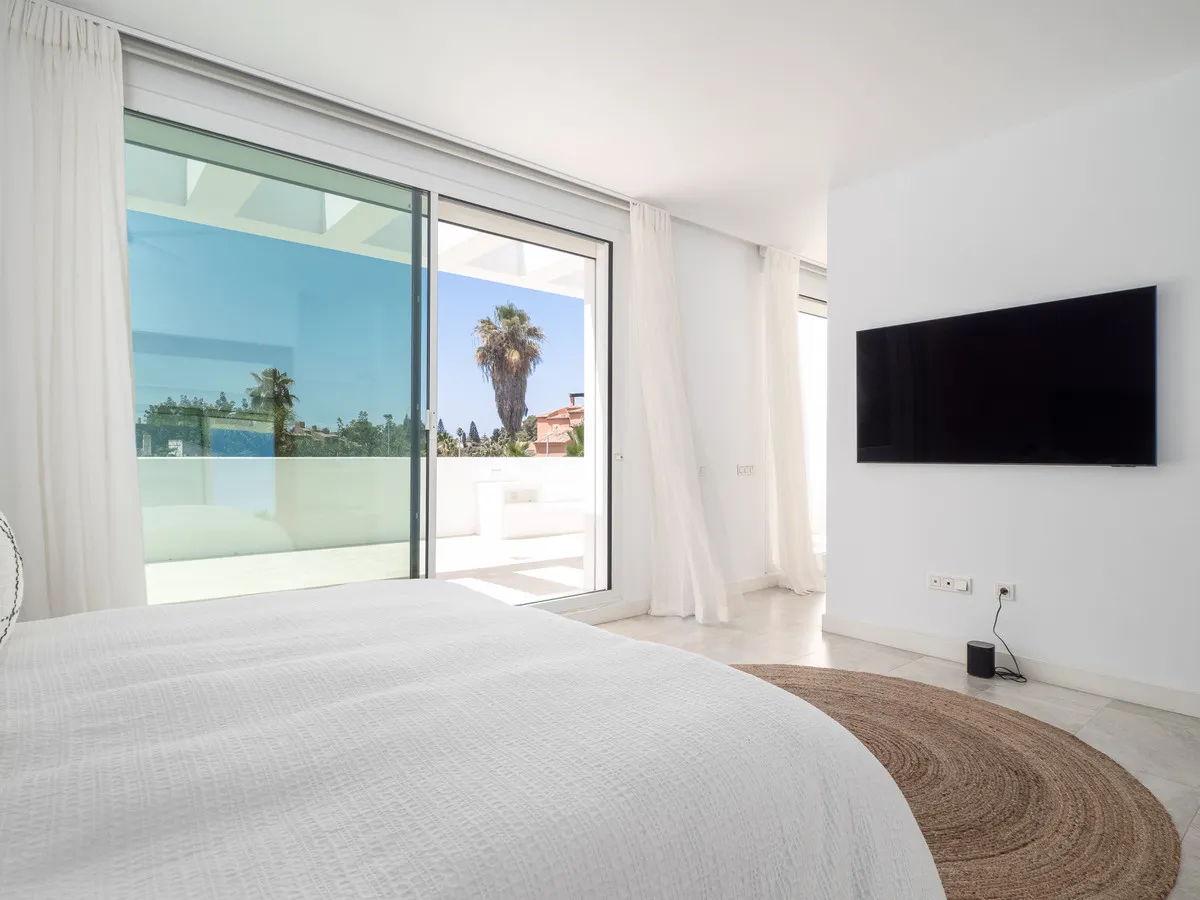 19ae45b7-acdf-476e-8ba6-188a1ec8d9a3