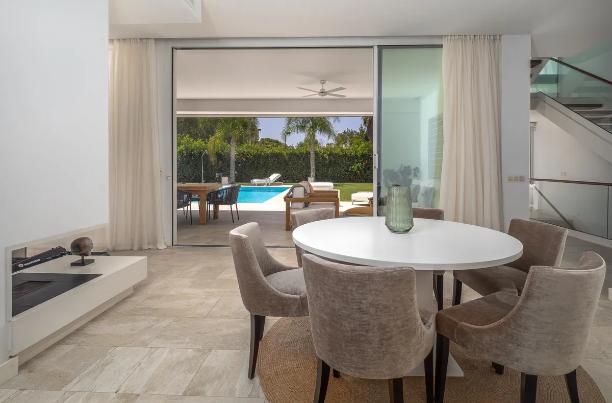 4a18839a-032d-46cd-9c21-b3f9f8716969