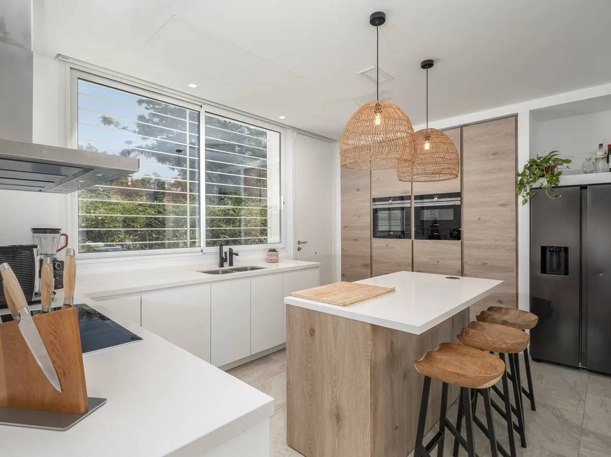 7ba312a9-c964-407e-99cd-bd609c4cfaa9