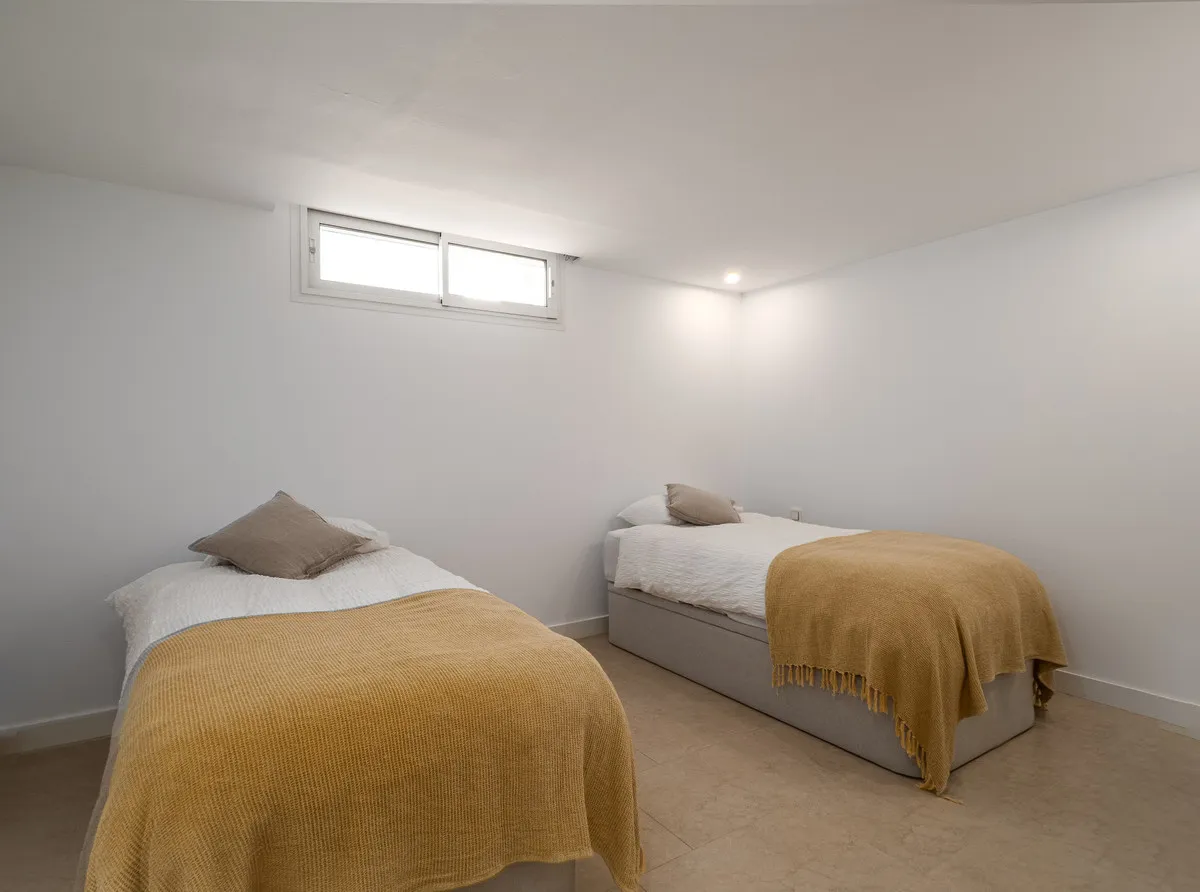 88857dfa-fc8f-4a77-a5ad-a99ab01e5925