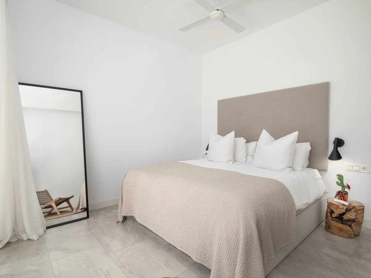 ac05d7fb-c1bc-491a-a015-f40a0b94a687