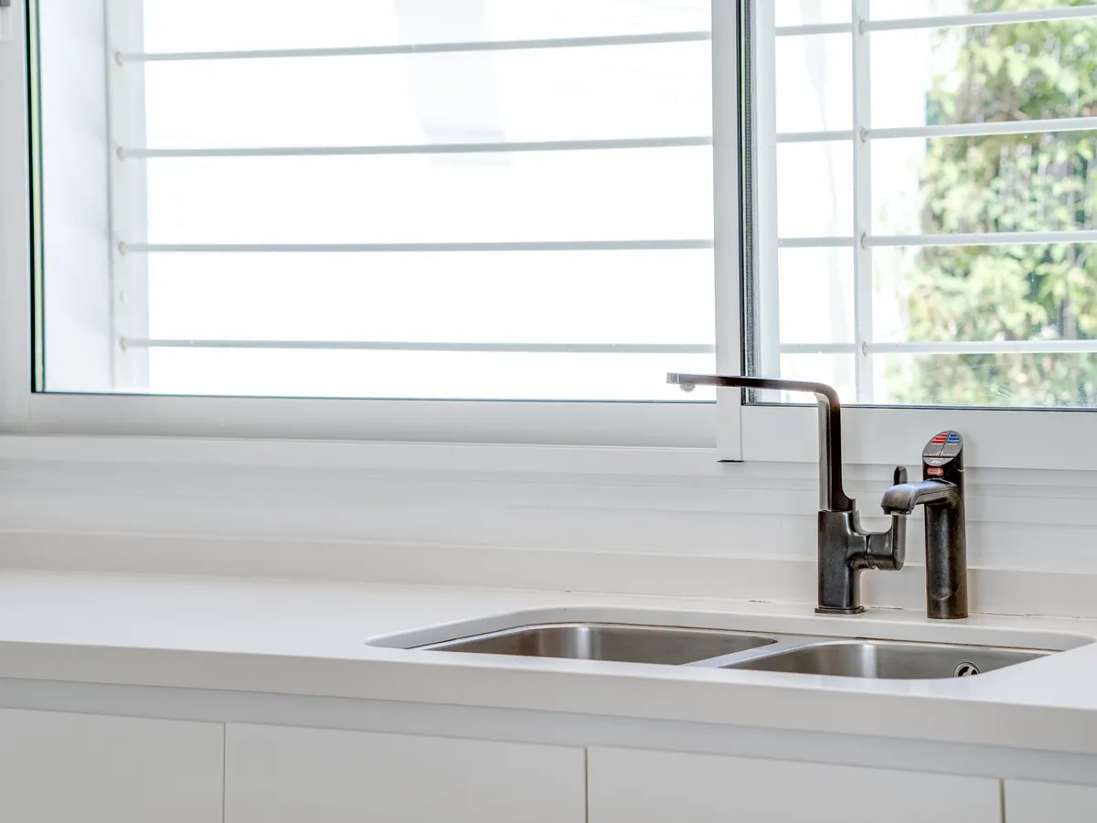 bb36a17f-9cb9-48d9-a130-150b18a80f3b