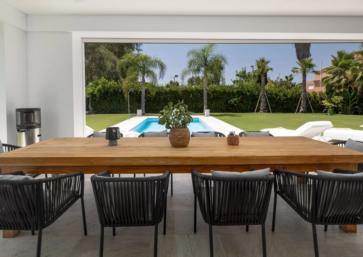 fb5e44ca-5fc5-4c9c-92b8-7a0e70635f58