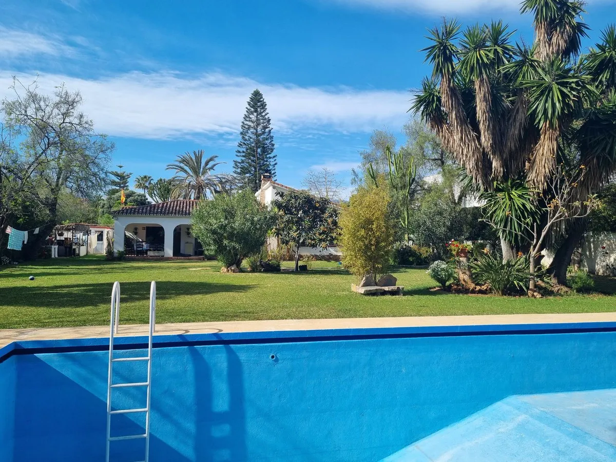 4c43d520-56f6-42b7-b1d3-4250364b6343