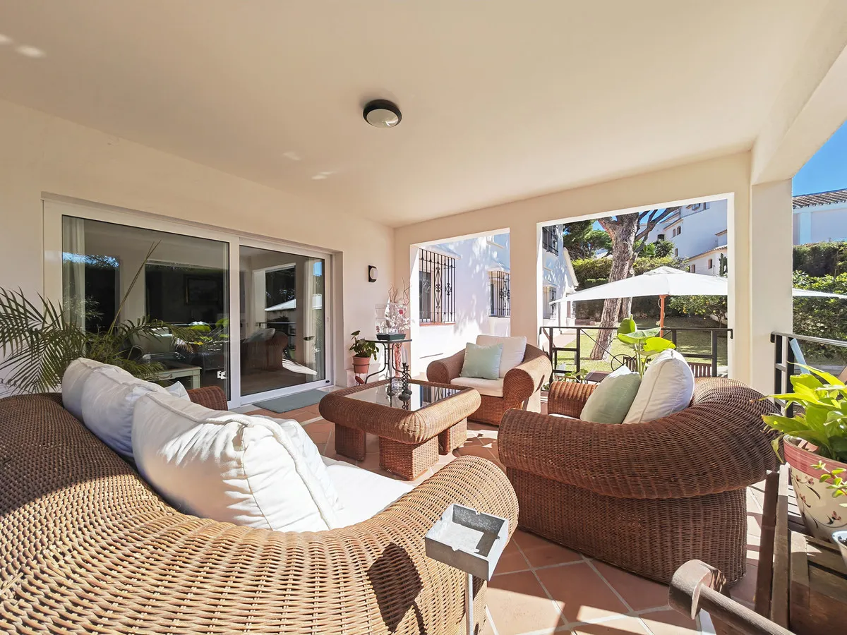 2acc2af8-9f03-4bc4-95dd-333c07fb06dd