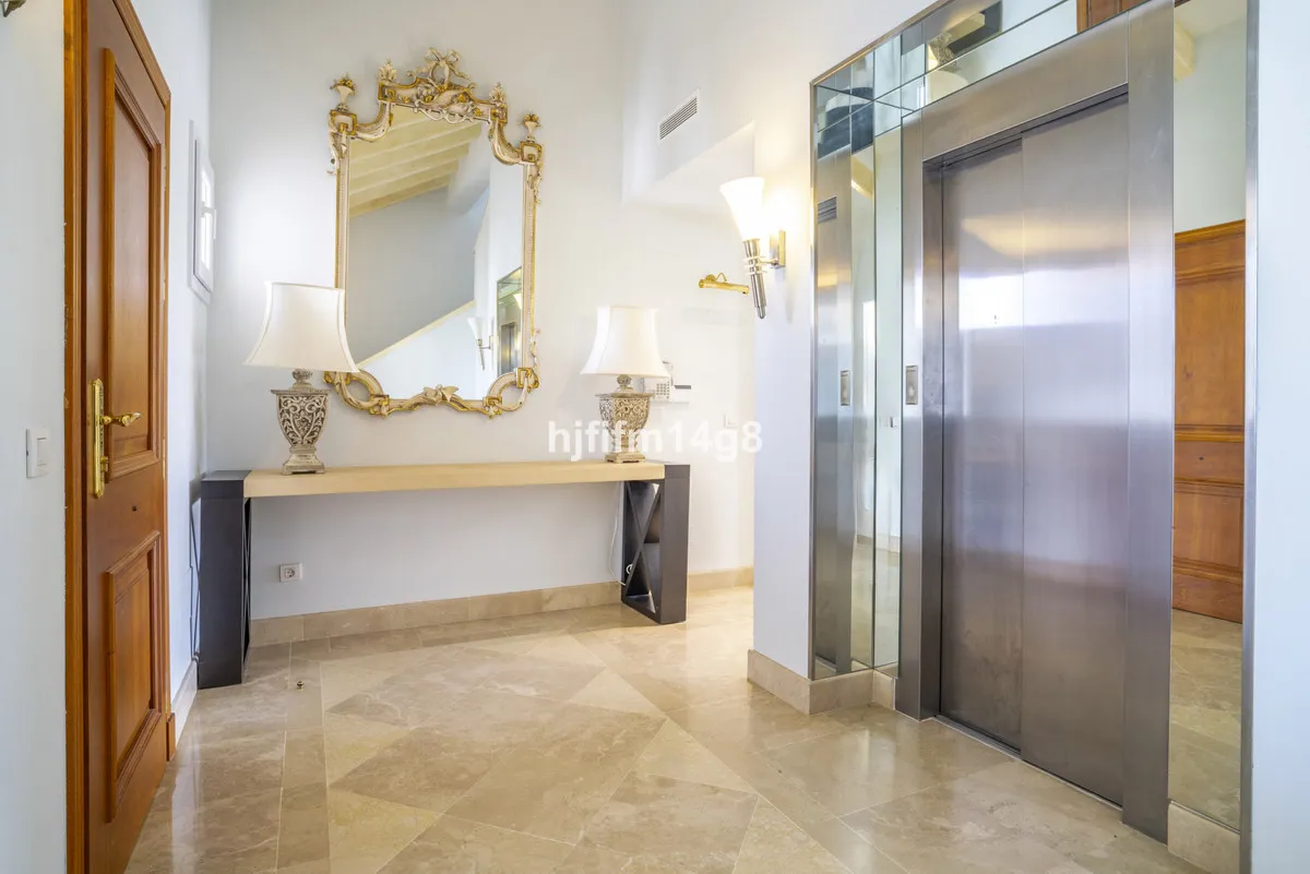 136deb0a-230a-4925-97ad-f6330461ddf7