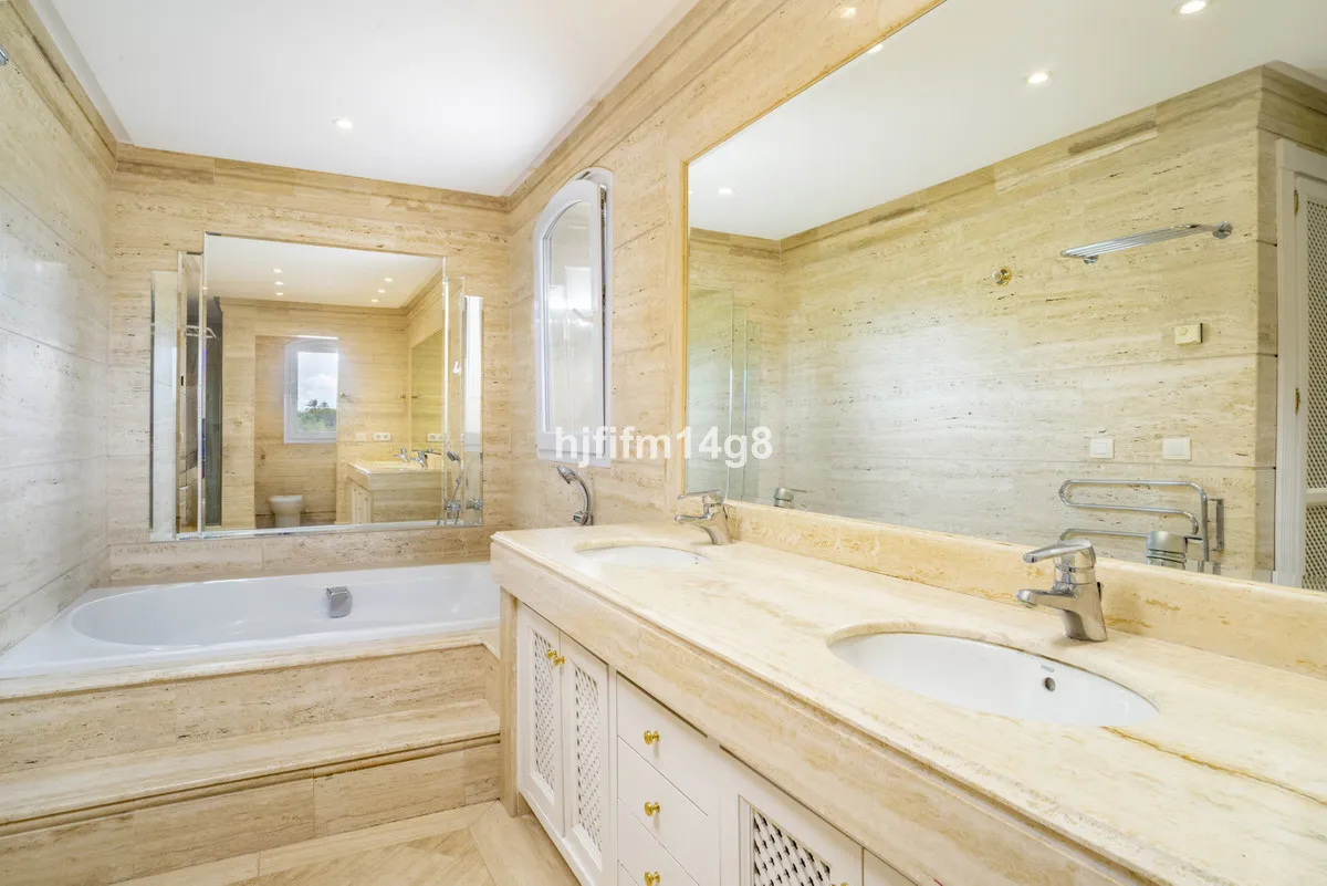 1d0fc3eb-c43a-4af5-995d-24a0ef98166a