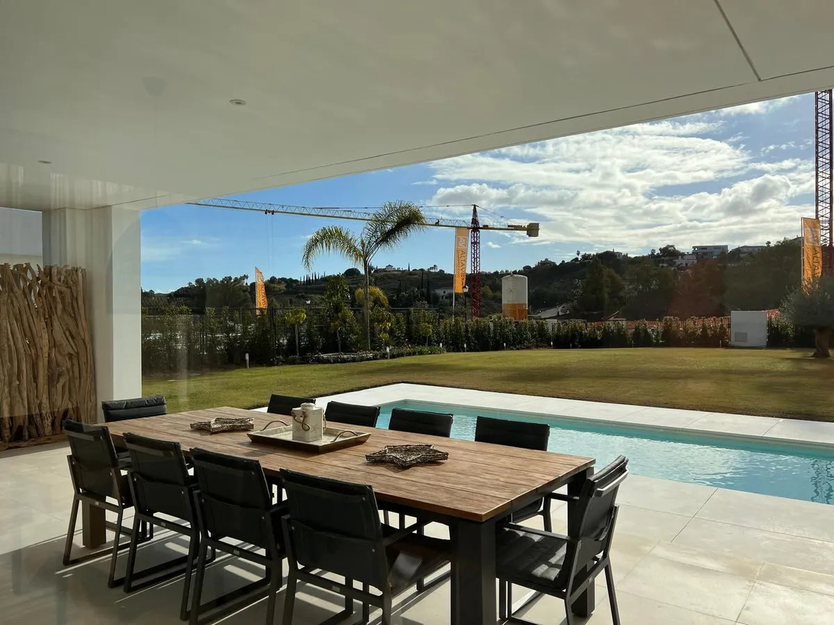 35709264-d3f8-45d7-b625-f739315161f5