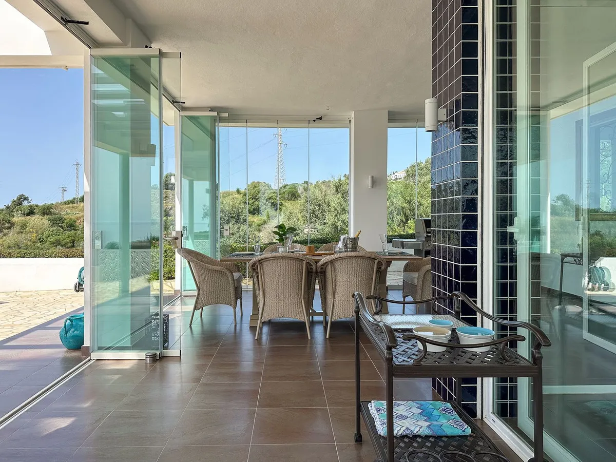 2b9390a1-33e6-430f-8415-18085dcfceb8