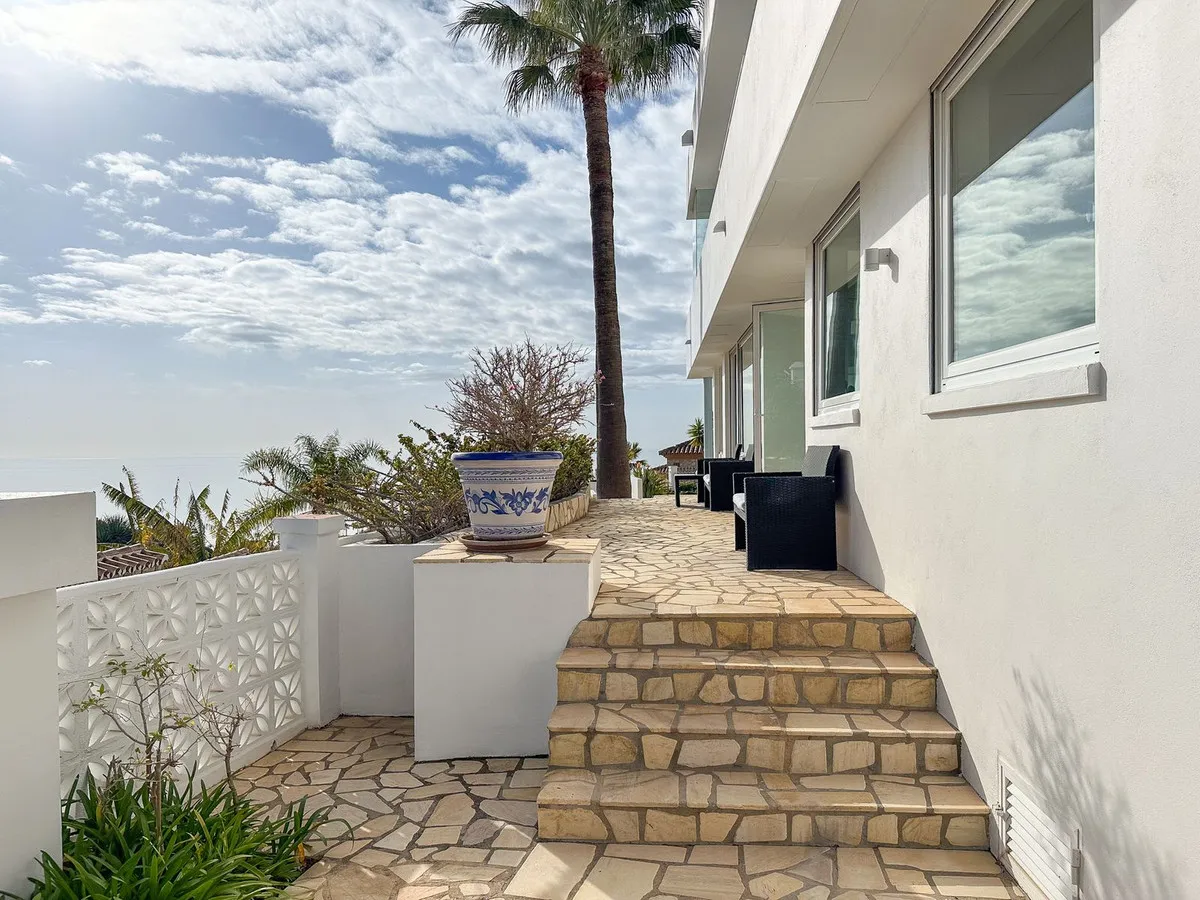 320a0cef-be74-4a70-b629-a722363cd960