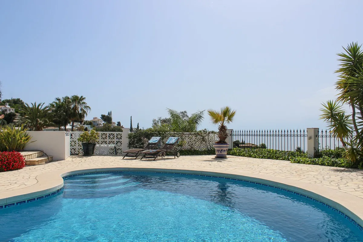 5e8c4bd3-4964-4771-95b8-8d327174b74f