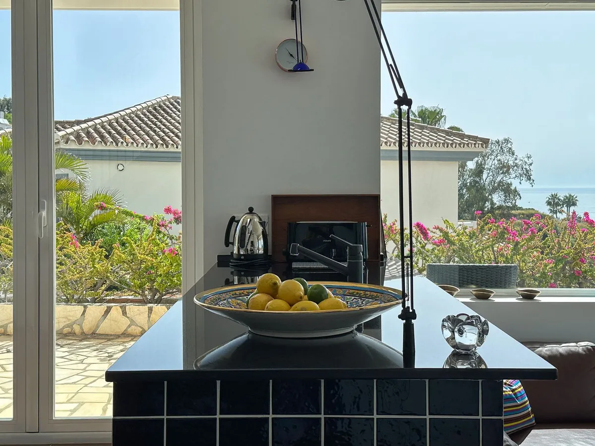 605eb60c-7ece-4650-933c-65748543a1de