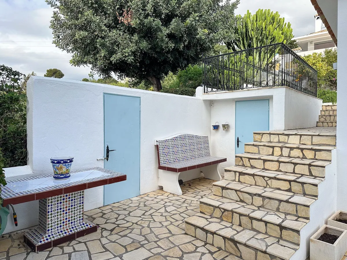 660b344d-1aa0-407c-a0f0-992a50421fb2