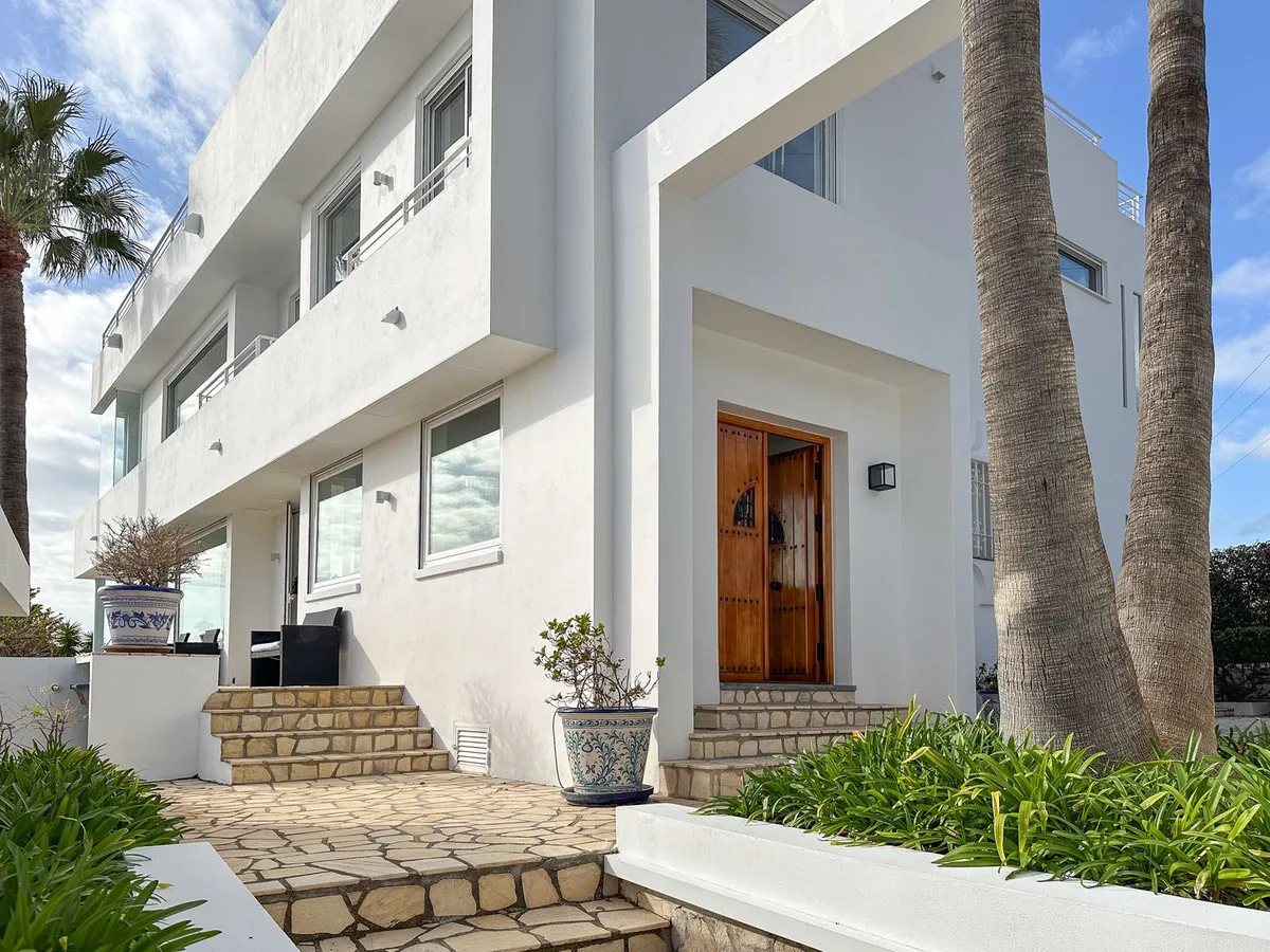 7325c669-f356-49ab-aa0a-c52ac68f246a