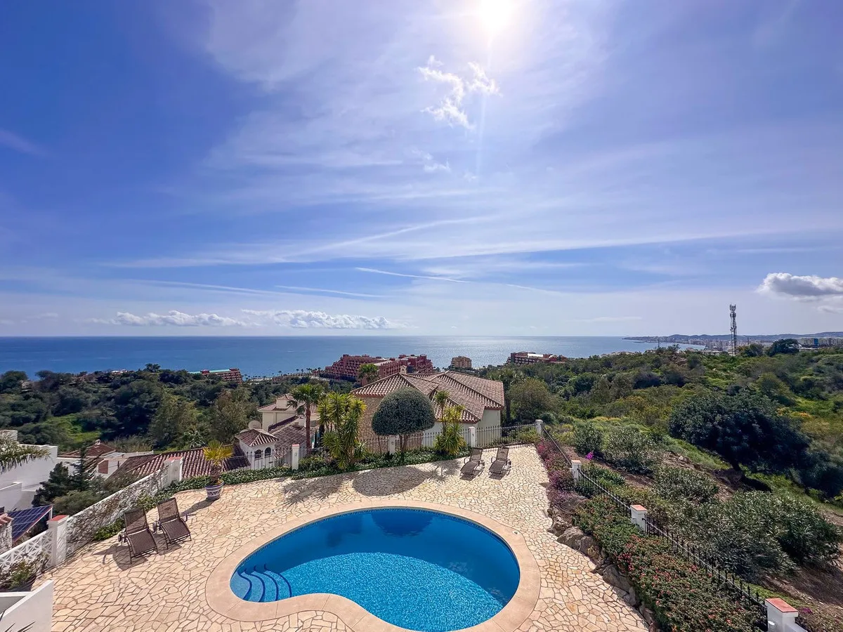 858eb8c6-8ce2-4ac9-98d6-2e82cceb2806