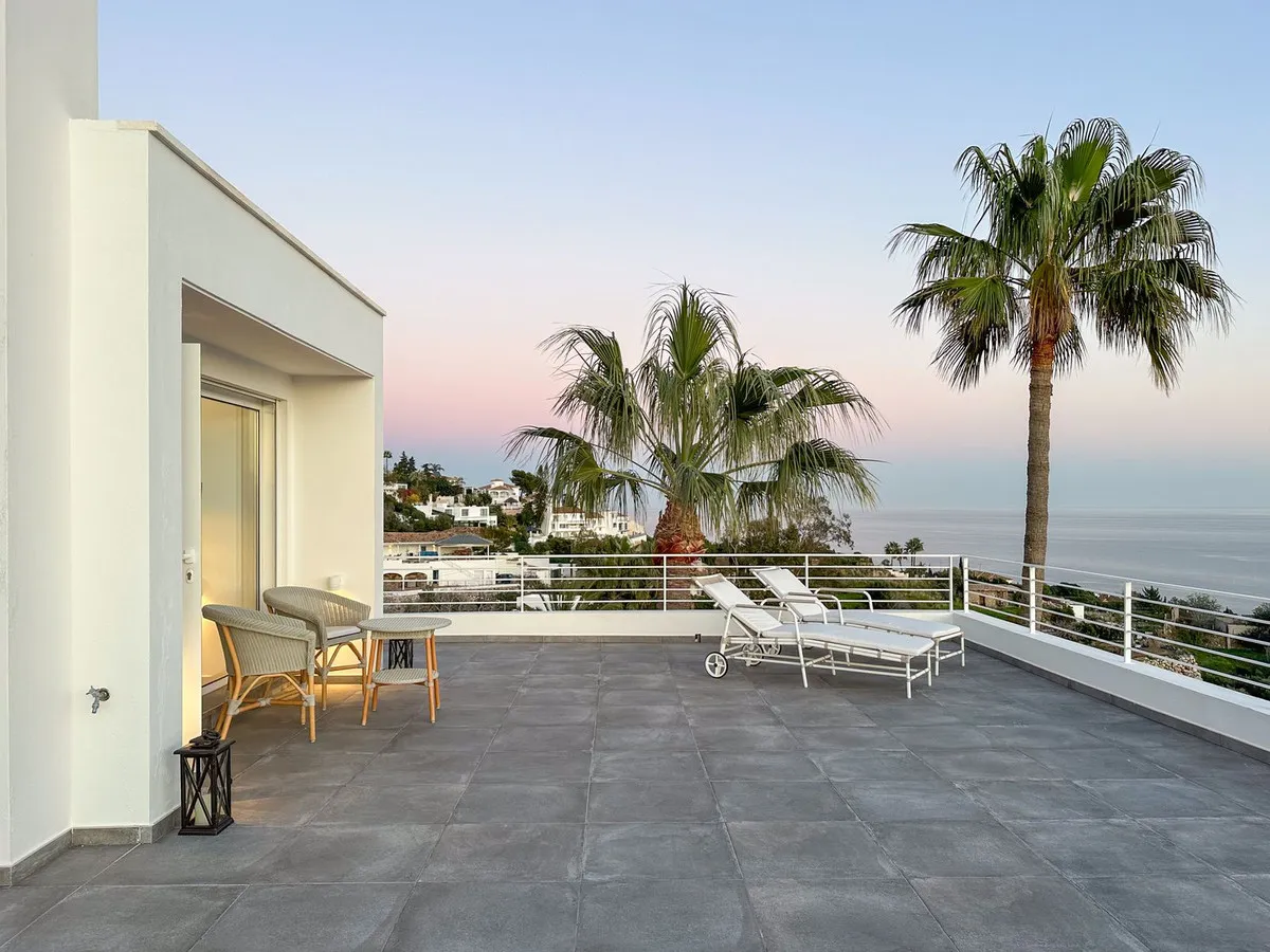 b1a37c47-15b6-4a57-8d5e-f534deea8a15