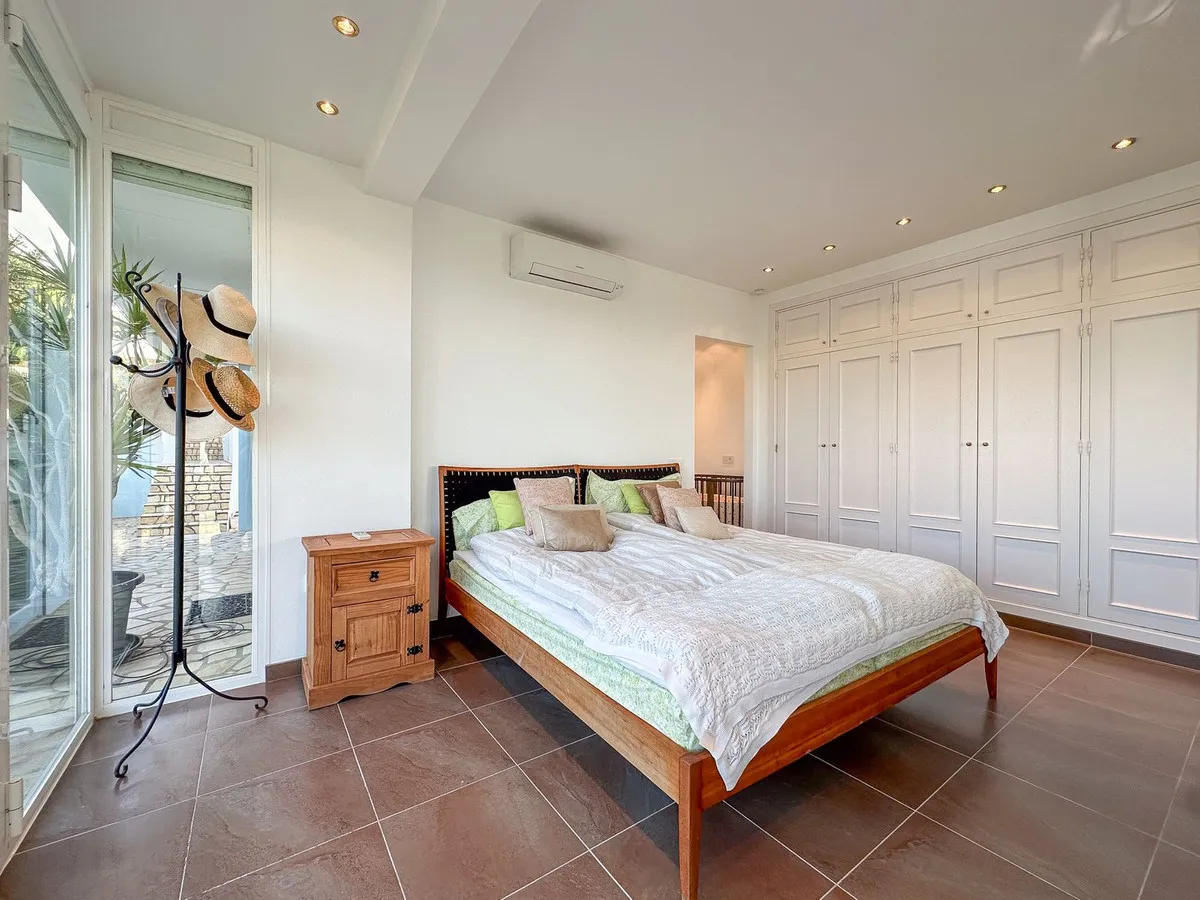 d77177fc-3fb0-4fde-a7d8-21300e071bc5