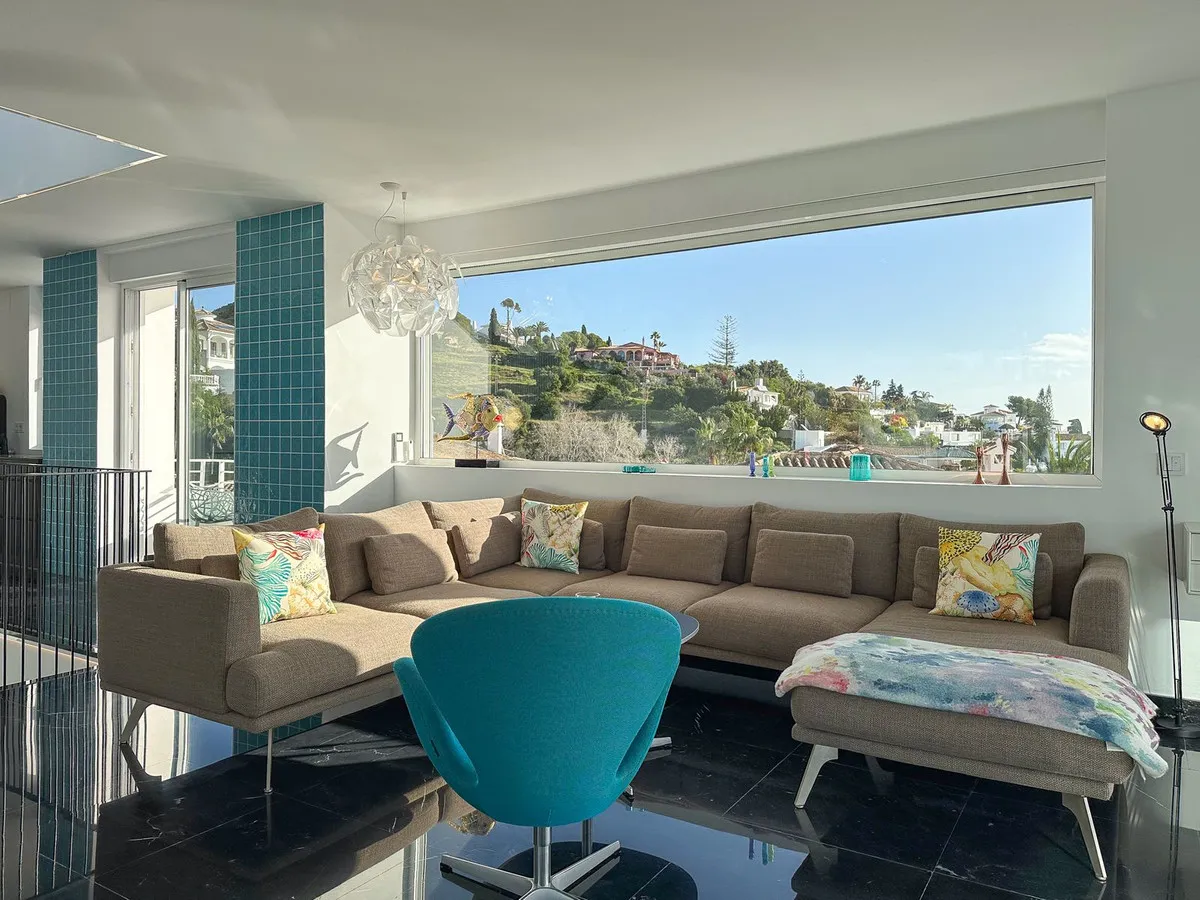 fd333c6a-39c6-450a-a61f-a0f6e144b75b