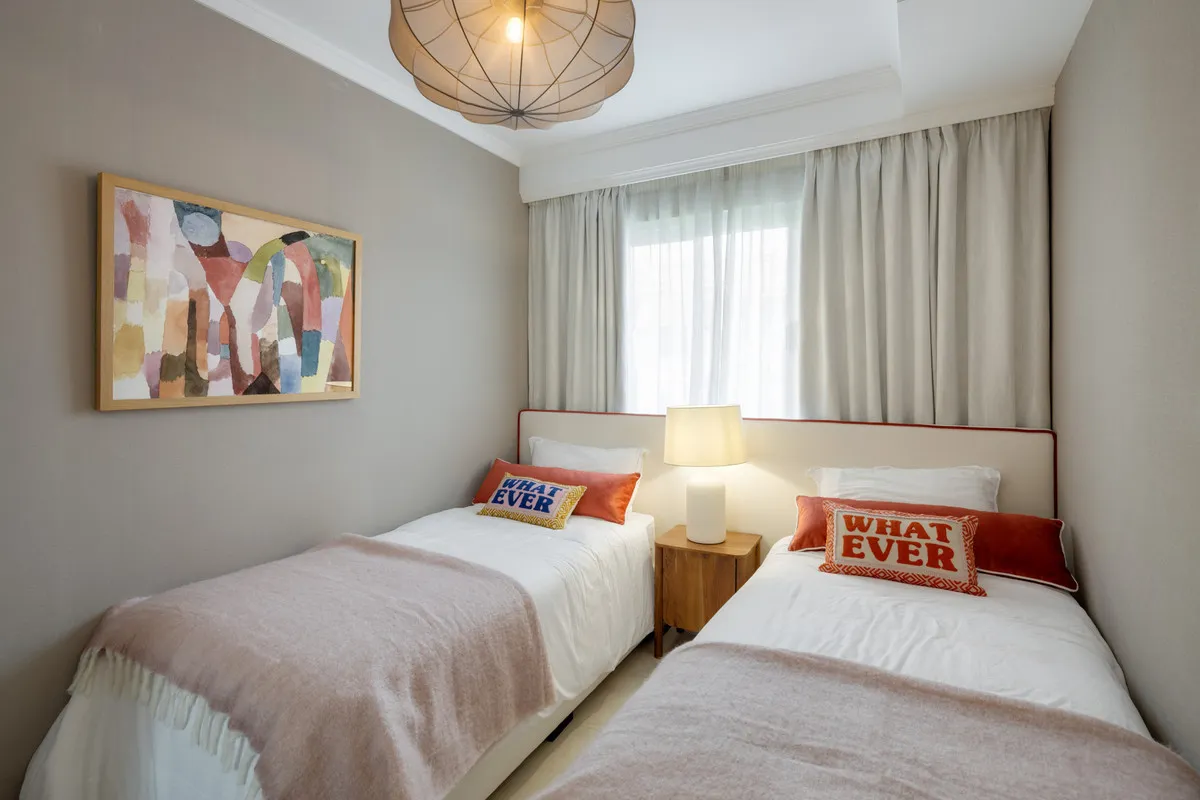 2c961a69-1652-4cb2-8604-bb272046ad66