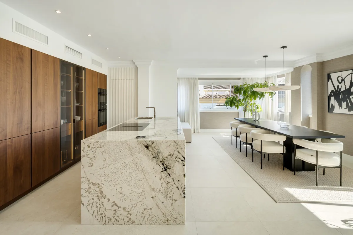 4fb5f6ee-43f9-4079-b68c-cdb2b427399d