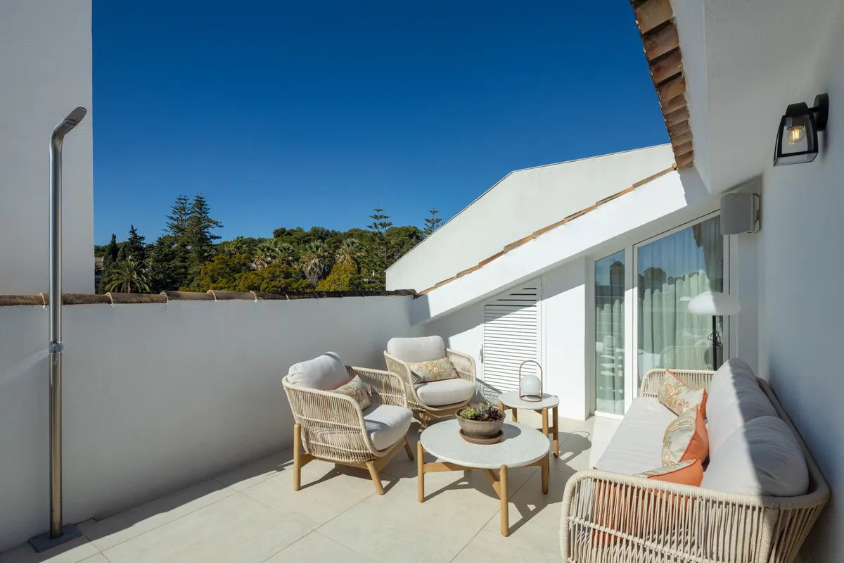 e7cf5ae8-38e0-4ea5-b2d5-322e88687801