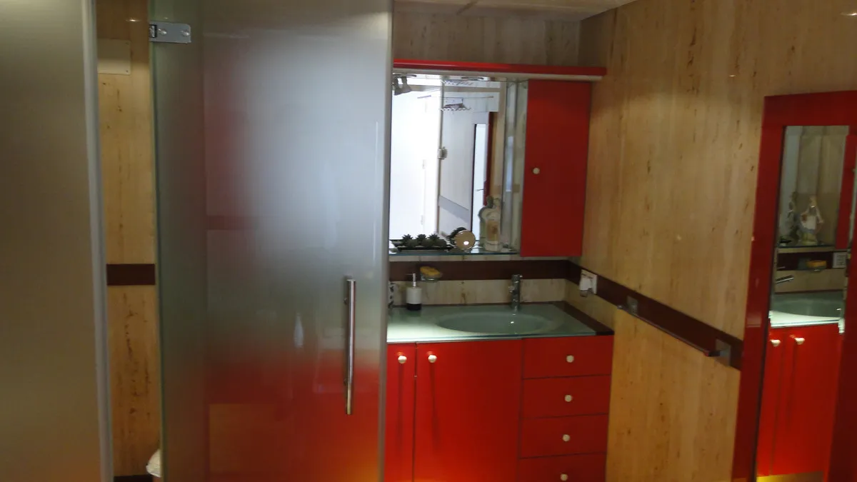 c00a447a-4aef-492c-8b6b-b60325f38a7e