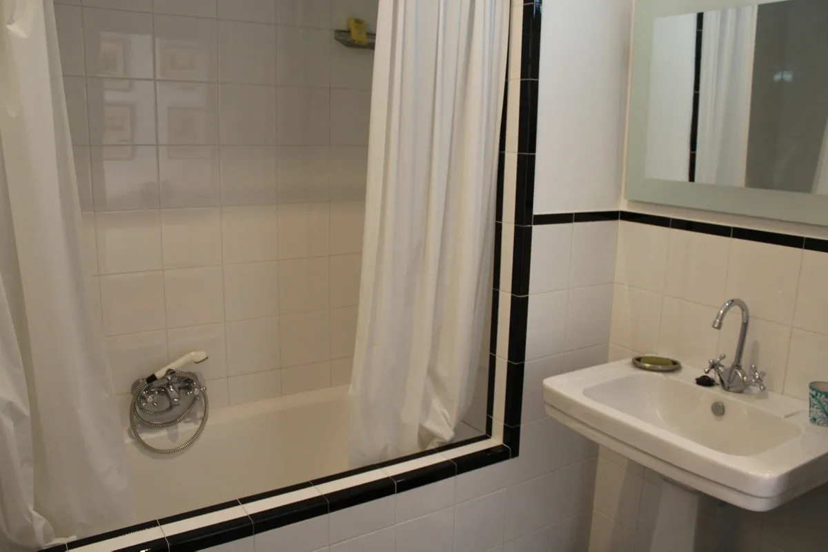 5fda6181-00ce-44b0-8014-8988080db9ef