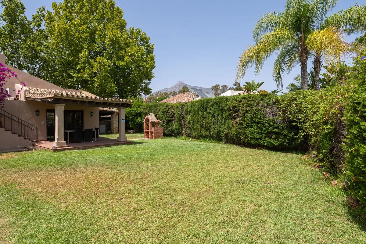 348ea044-0796-4105-a957-127e56d4ecaf