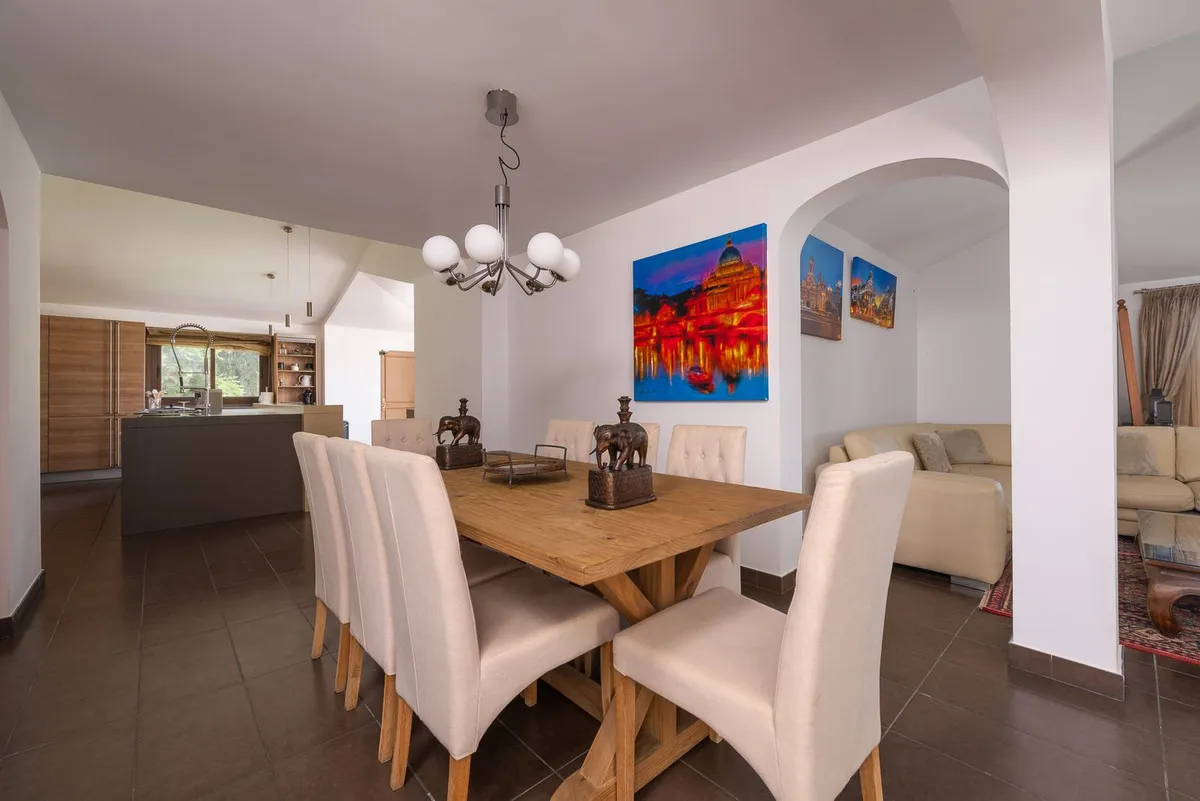 4e842c79-b9c1-4569-a9aa-961314272d13