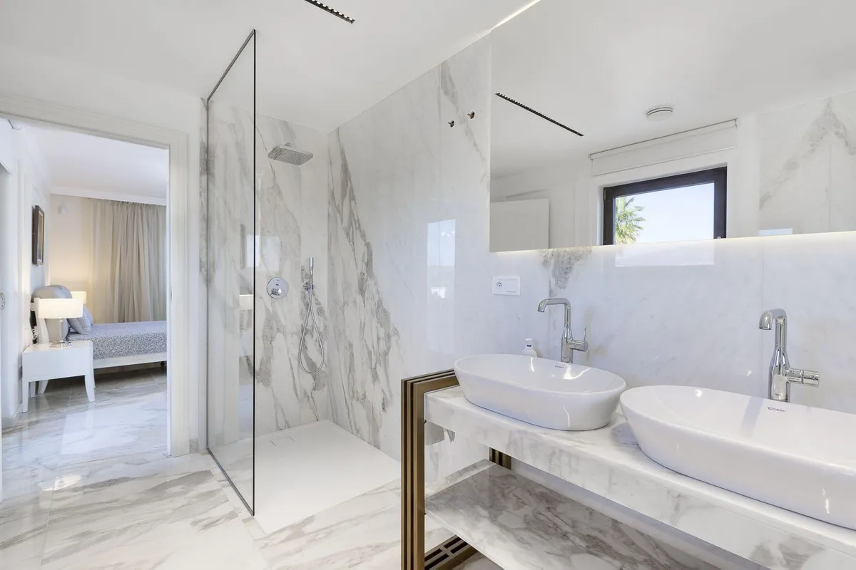 2d5f464b-f8d4-4171-a265-ebf7f0382f52