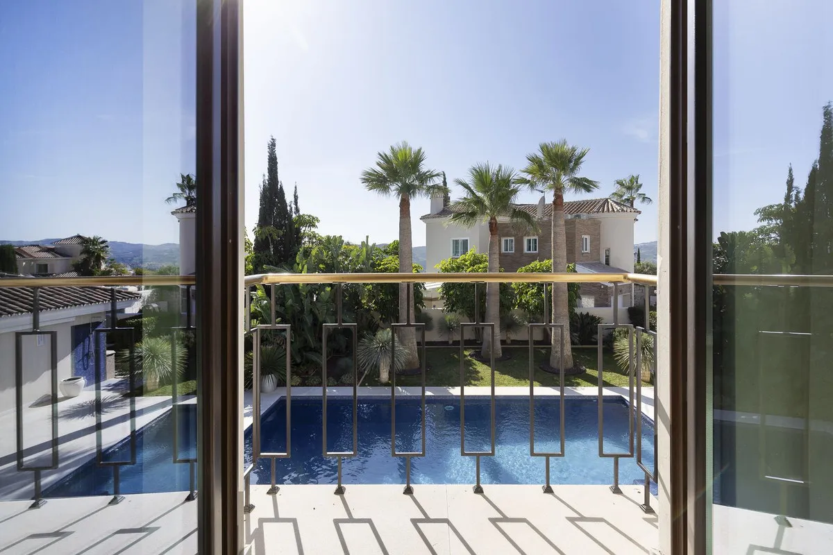 3484bf22-ad12-43f3-87b6-886d23bbd44e