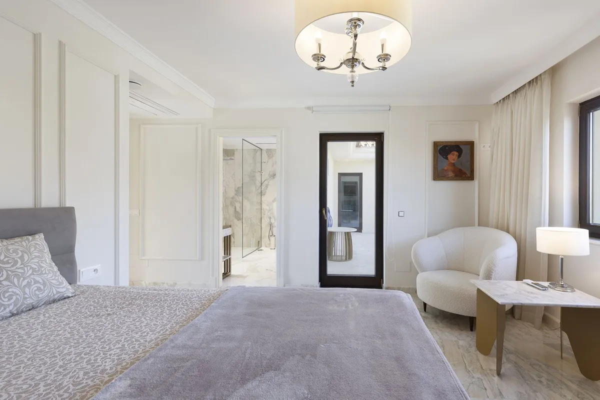 3f2c8fba-07bc-42ba-b3a7-7df62775c408