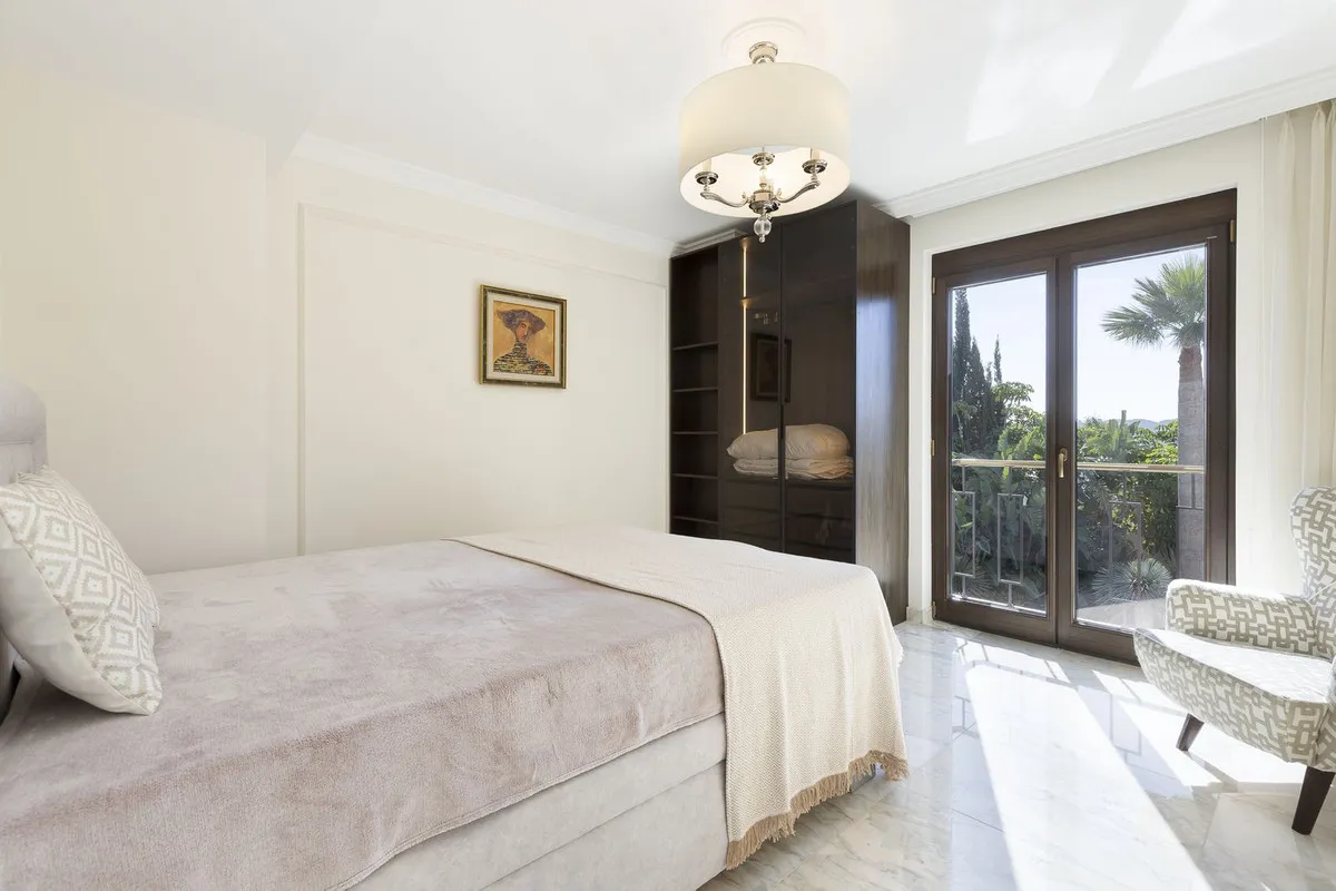 65e44931-f9e0-4928-9318-4217c84dc21b