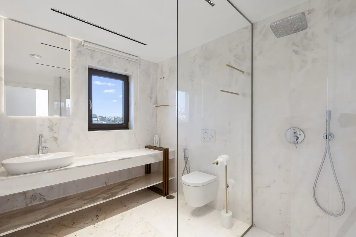 7befda59-296b-4d5e-aa24-bec4e7b5753e