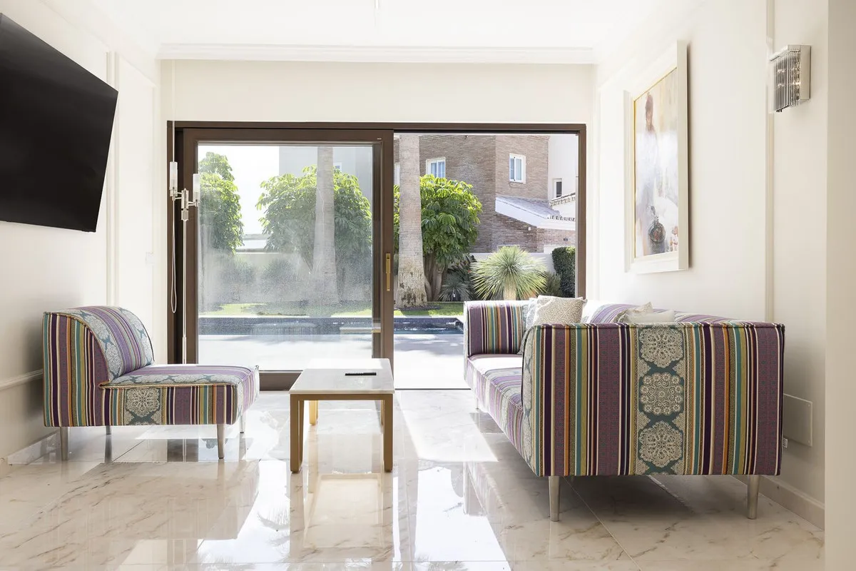 bab847b2-0770-49bc-a60b-2528e7f18cbd