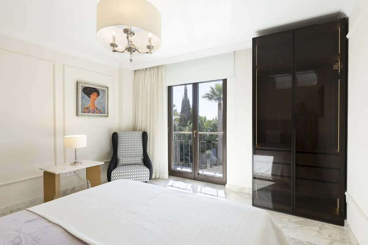 c3605c70-0757-412d-8f45-acf69785c58e